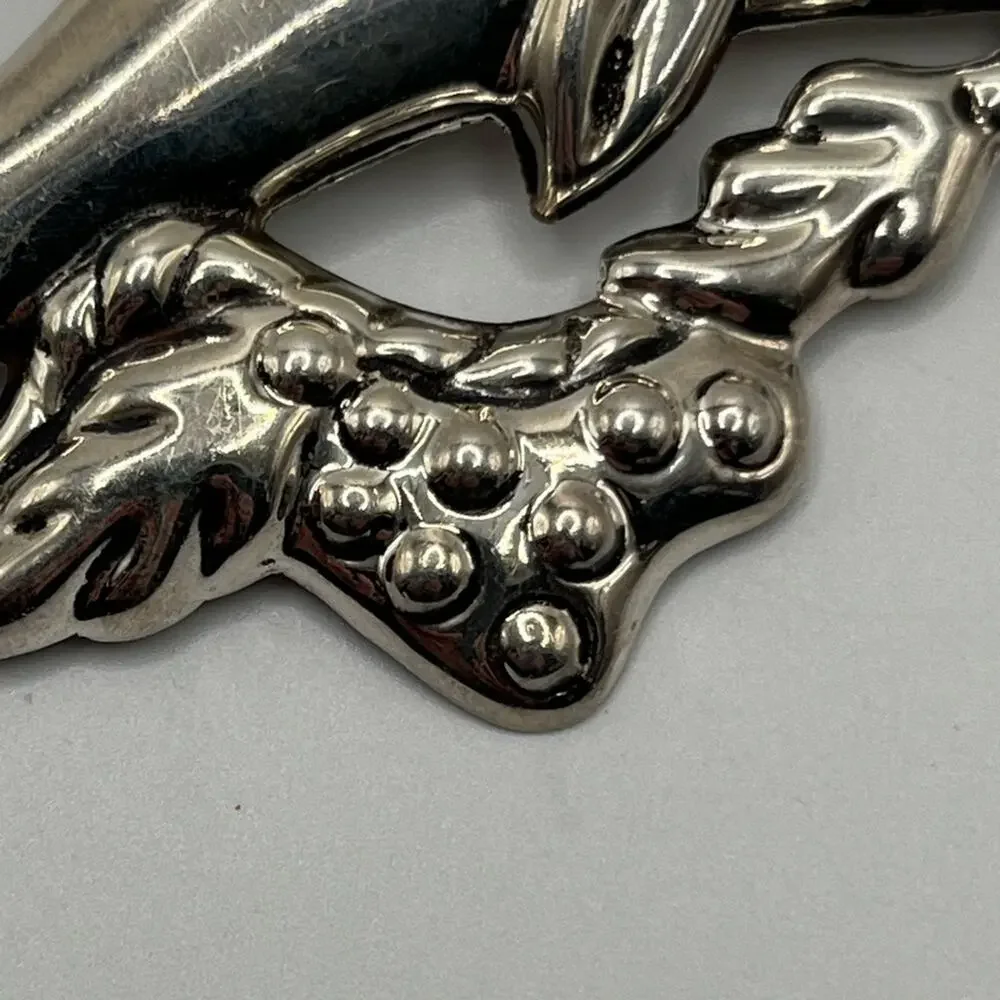 925 silver dolphin brooch